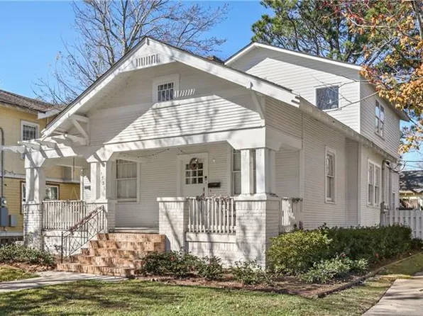 1736 Pine St, New Orleans, LA 70118