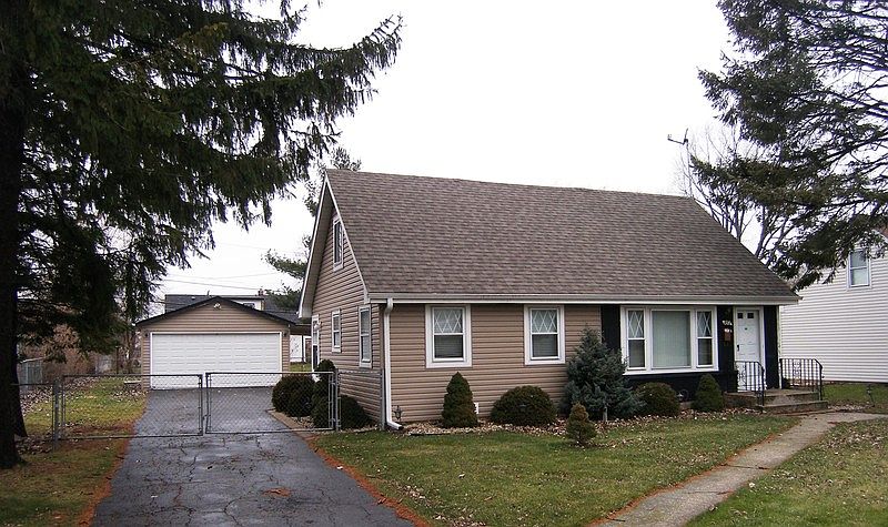 1st image of 812 N Roy Ave