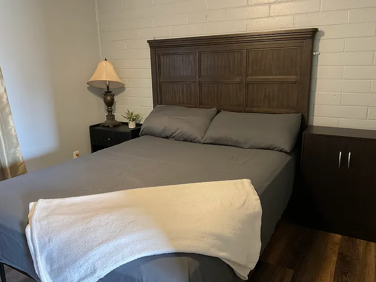 110 E Franklin St #7 — Photo 26