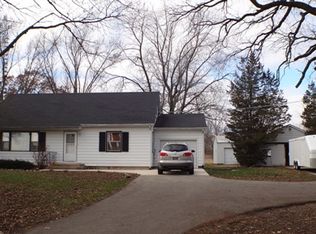 2801 Hawthorn Rd, Marengo, IL 60152