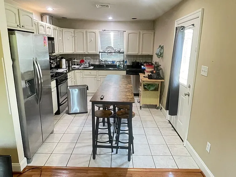 1857 Almonesson Rd — Photo 7
