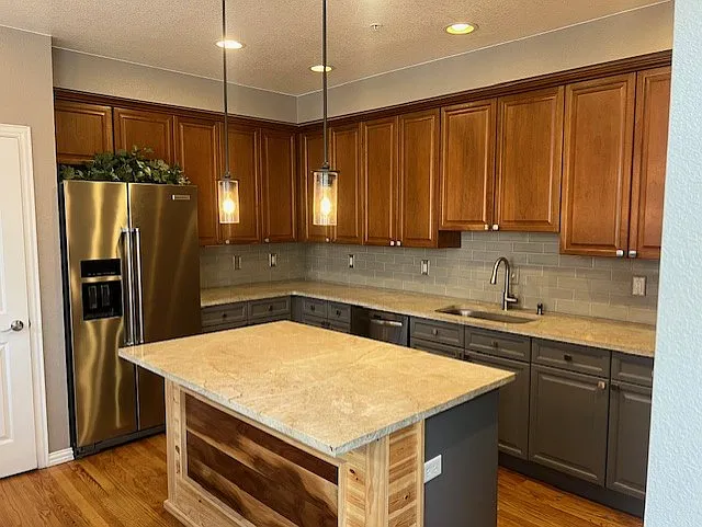 2 bed, 1560 sqft, $3,350 — Photo 4