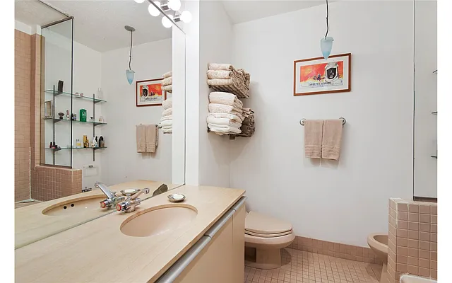 Sold by Douglas Elliman | media 29