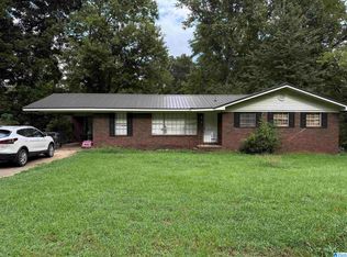 3056 Shady Ln, Bessemer, AL 35023