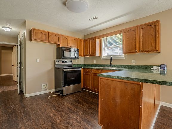 5th image of 1433 Dustin Dr