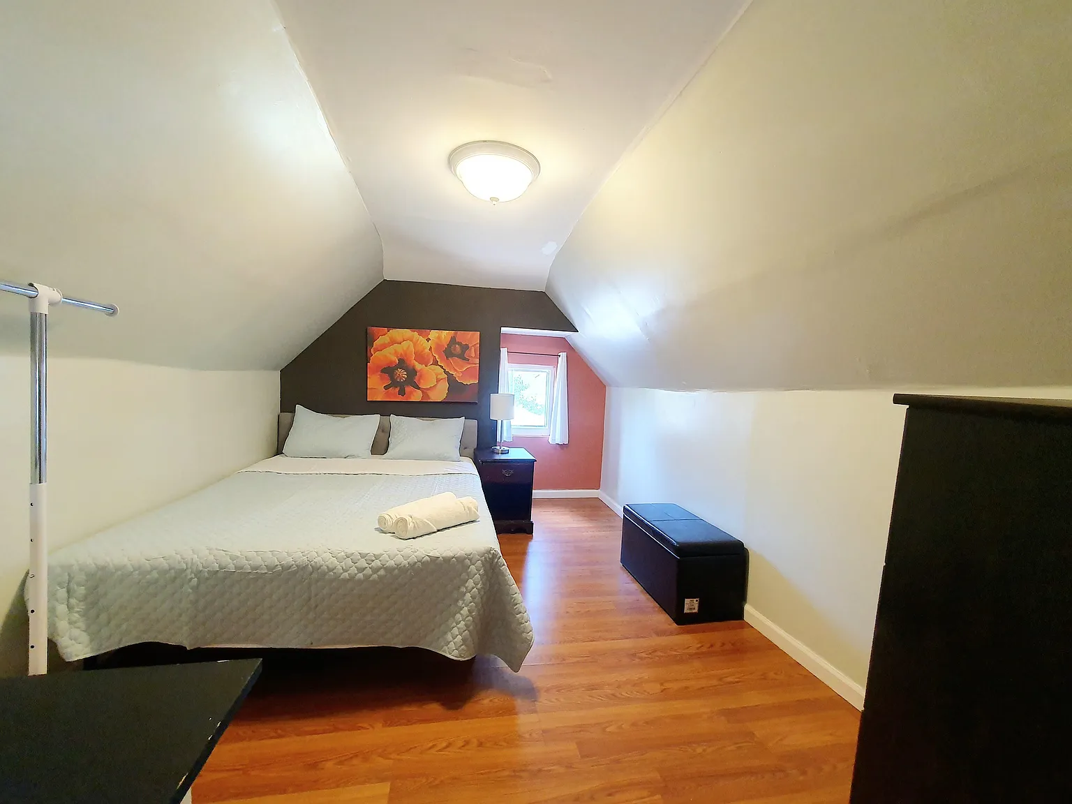 4 bed, 2.0 bath, 1520 sqft, $797 — Photo 1