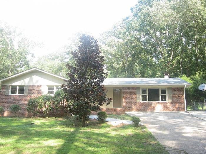 6317 James Road Austell