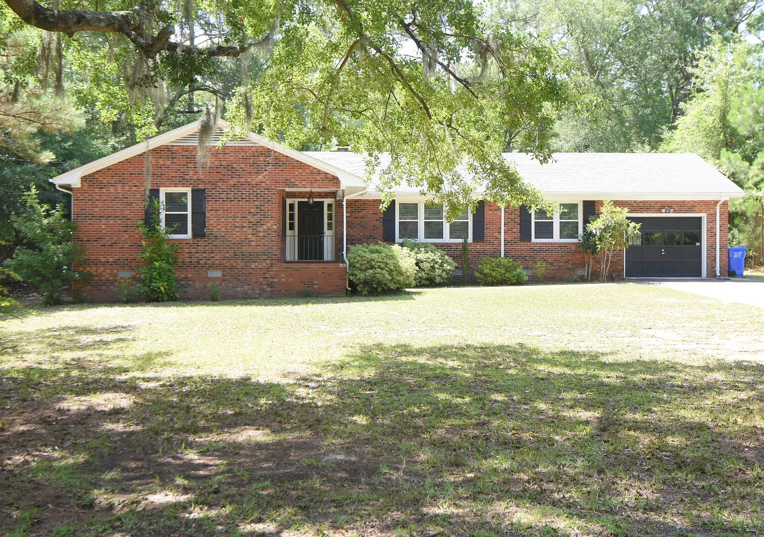 3 bed, 1745 sqft, $1,895 — Photo 1