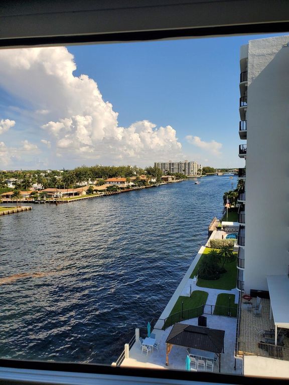 615 N RIVERSIDE Drive #706, photo 7