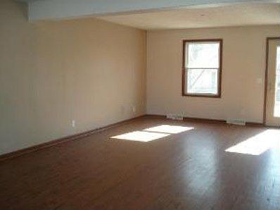 2nd image of 511 W Anndon St