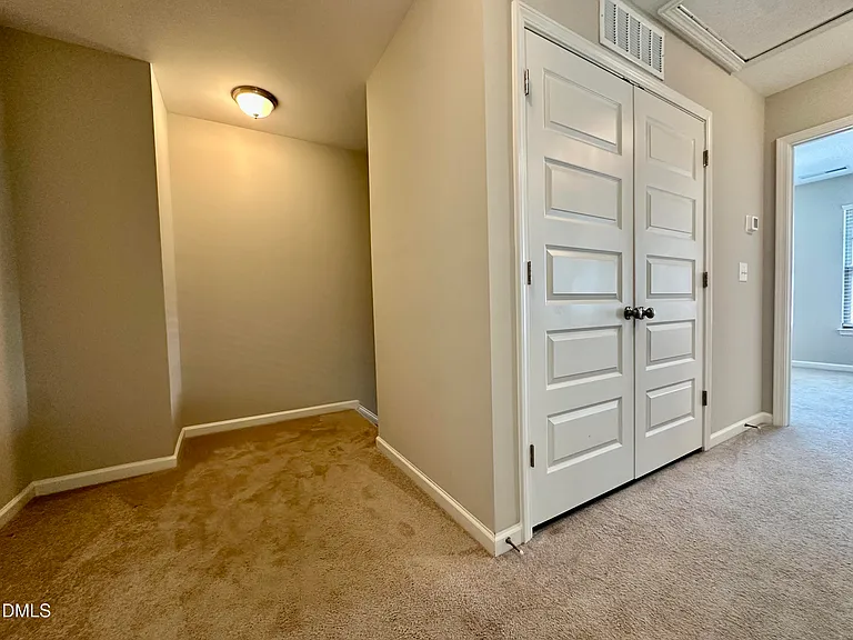 822 Richmont Grove Ln — Photo 16