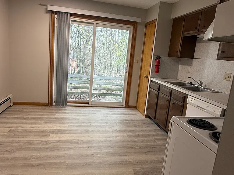 173 Mills St #6 — Photo 15