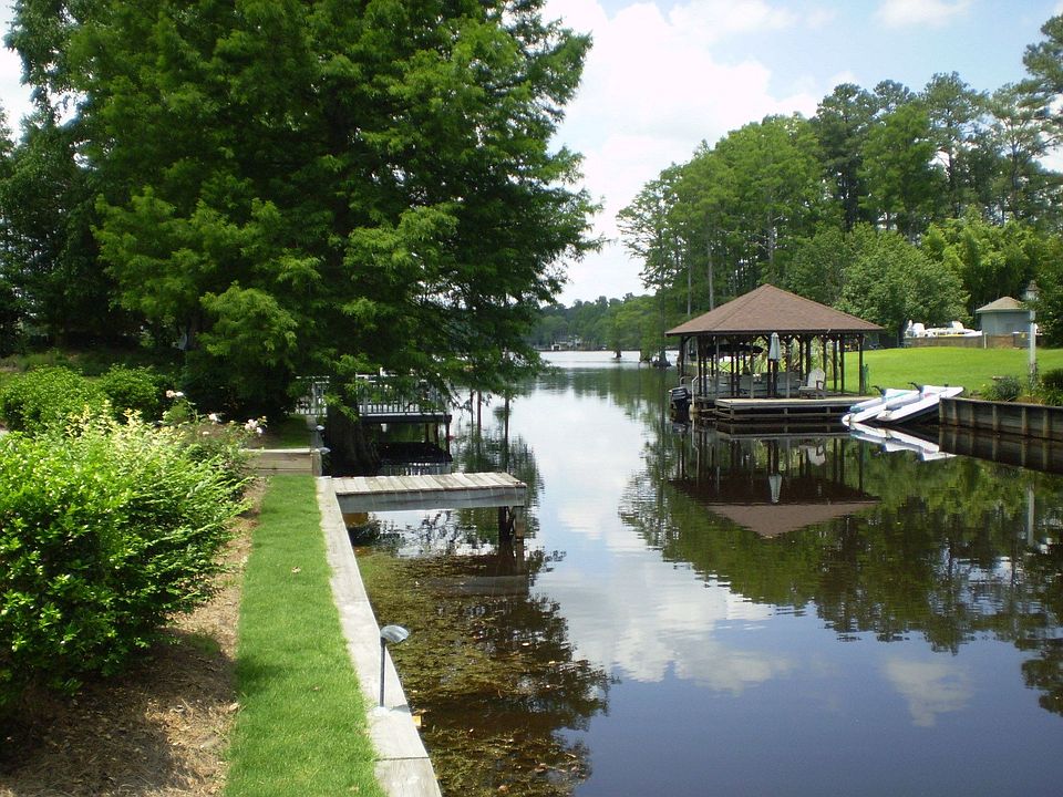 Holt Lake Waterfront Lot