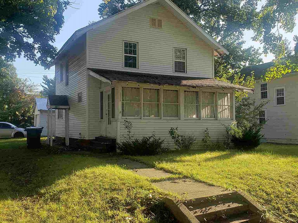 1st image of 136 E Eckman St