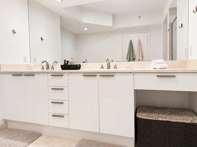 14951 Royal Oaks Ln #1501 — Photo 37
