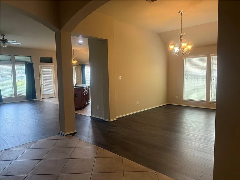 10919 Starling Creek Dr — Photo 13