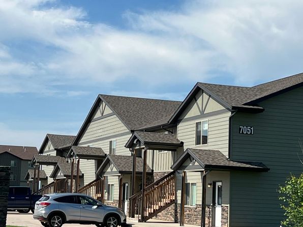 7051 Freedom Ct APT 201