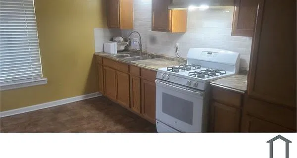 3 bed, 969 sqft, $1,500 — Photo 3