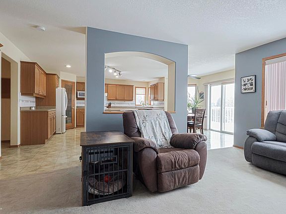 4th image of 138 Chancery Way