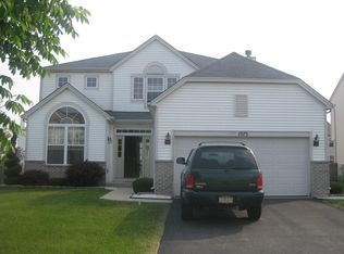 1573 Baytree Dr, Romeoville, IL 60446