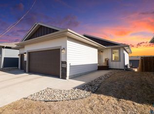 3000 S Richie Dr, Sioux Falls, SD 57106