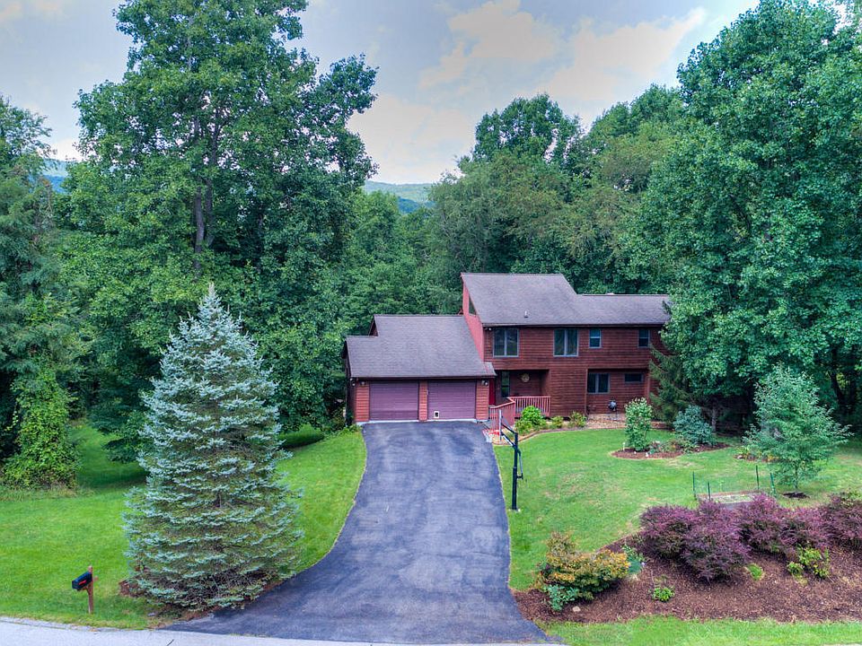 1st image of 1104 Deerfield Dr