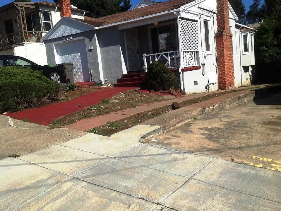 1st image of 2974 Barrett St