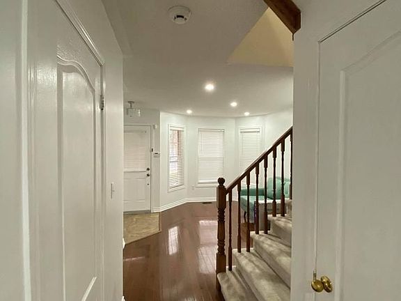 5th image of 71 Jessop Dr