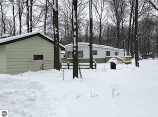 4673 E Mobile Trl, Traverse City, MI 49685
