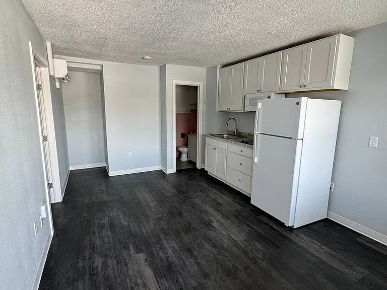 304 E Pancake Blvd — Photo 24