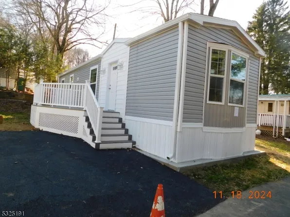 13 Front Street, Oxford Twp., NJ 07863