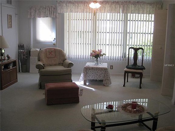 4th image of 5623 80th St N Unit 107