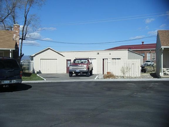 2nd image of 1383 Us Highway 395 N