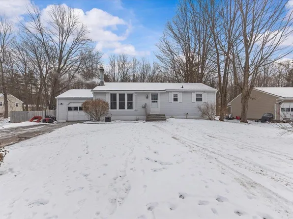 204 Meadow Drive, Colchester, VT 05446
