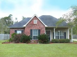 10759 Ray Dr, Denham Springs, LA 70706