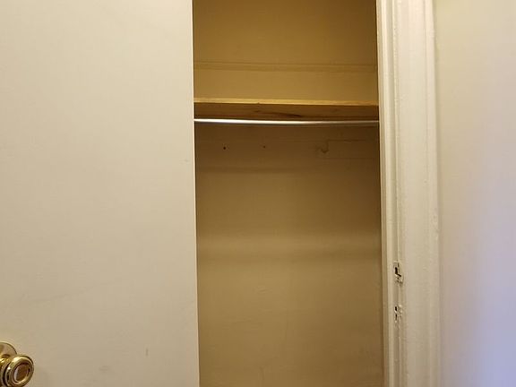 3rd image of 179 Linden Blvd APT 3D