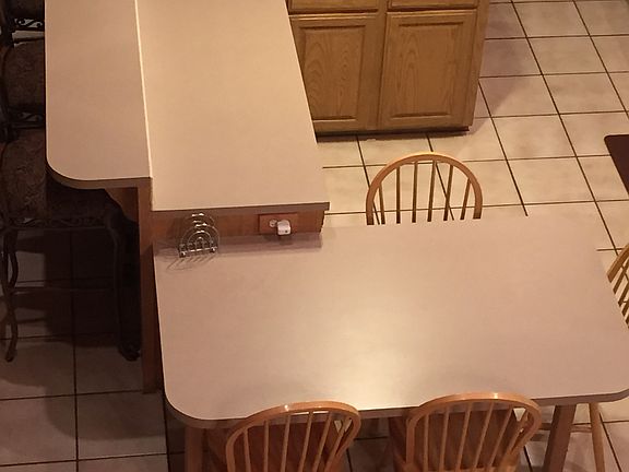 3rd image of 5565 Woodhaven Dr