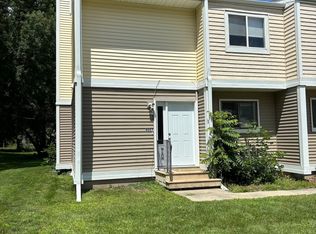 4007 Heritage Rd #1, Cedar Falls, IA 50613