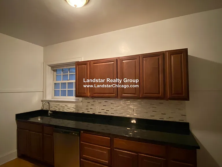 1107 Lake St #3S — Photo 17