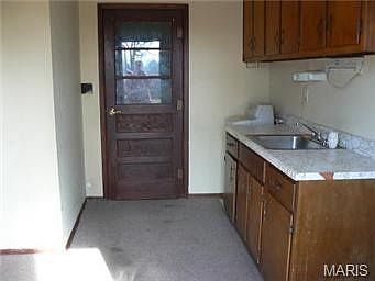 5th image of 208 Patton St