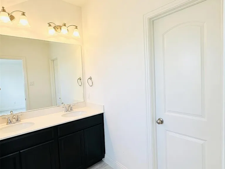 16658 Table Rock Dr — Photo 21