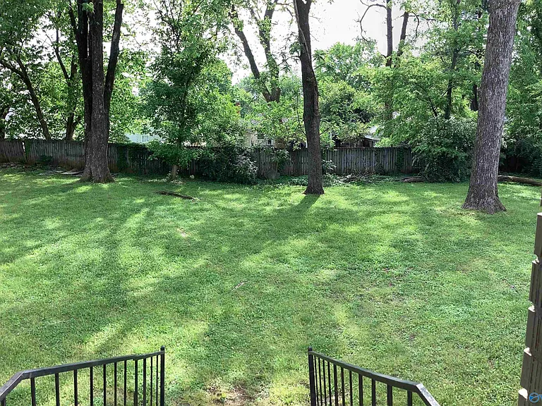 2408 SW Whitesburg Dr S #B — Photo 1