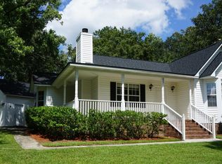 355 Camelot Dr, Goose Creek, SC 29445