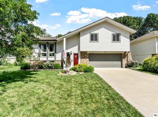6517 S 115th St, Omaha, NE 68137