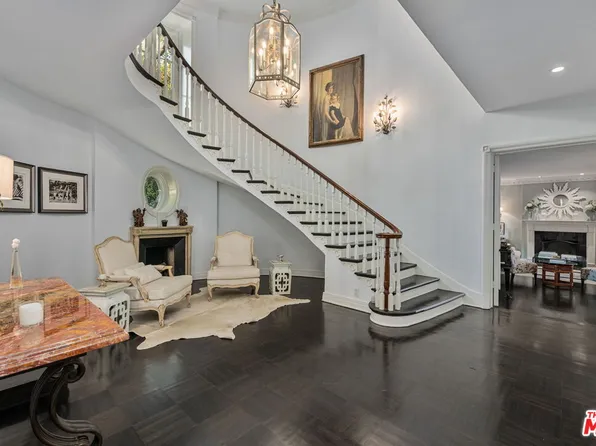 1110 Benedict Canyon Dr, Beverly Hills, CA 90210