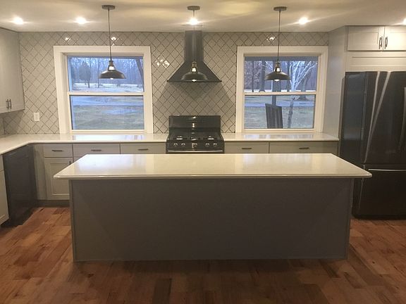 8 Foot Kitchen Island