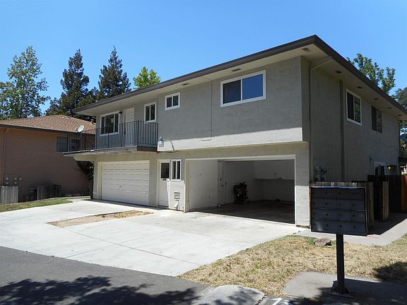 5th image of 4742 Greenholme Dr APT 4
