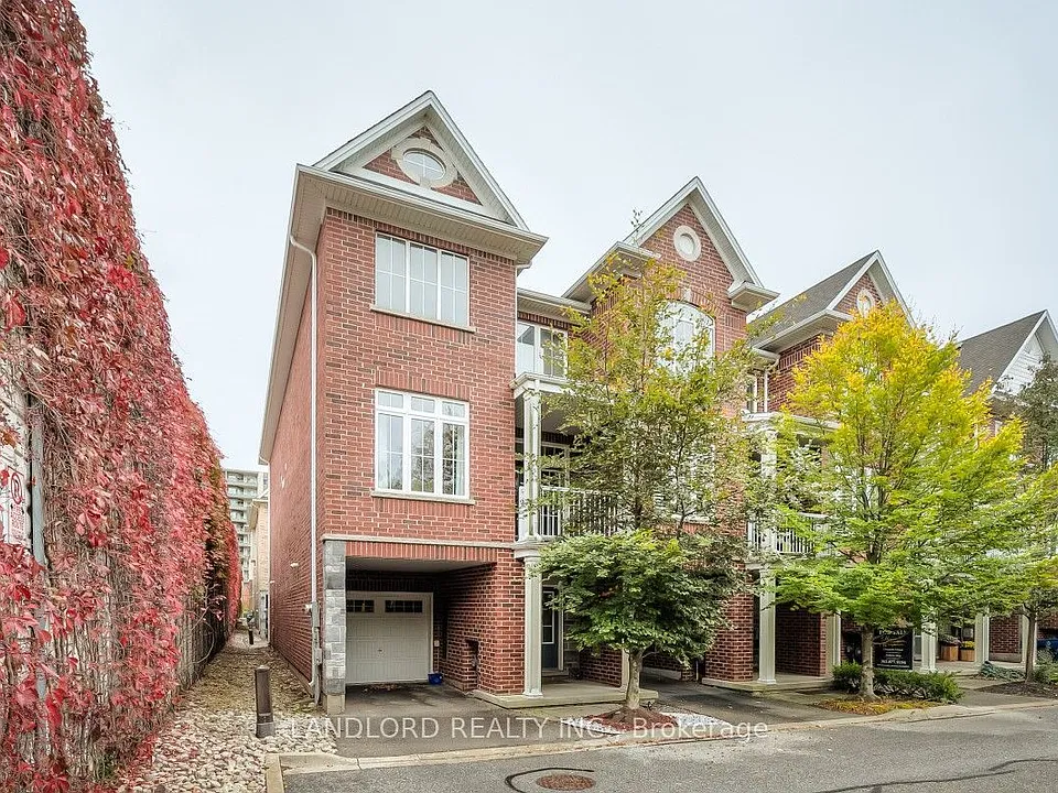 181 Plains Rd W #28