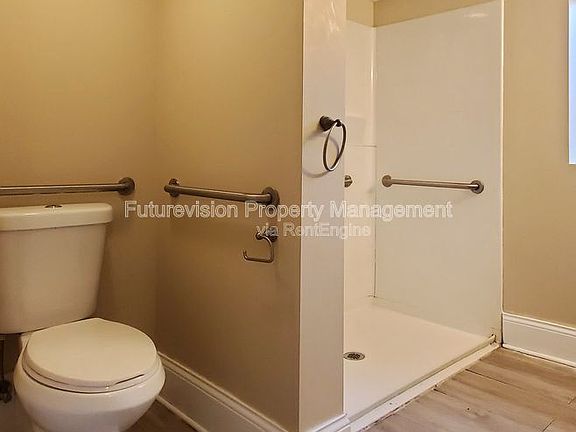 4th image of 112 N Center St APT 8