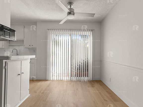 3rd image of 1206 N Orange Dr APT 4
